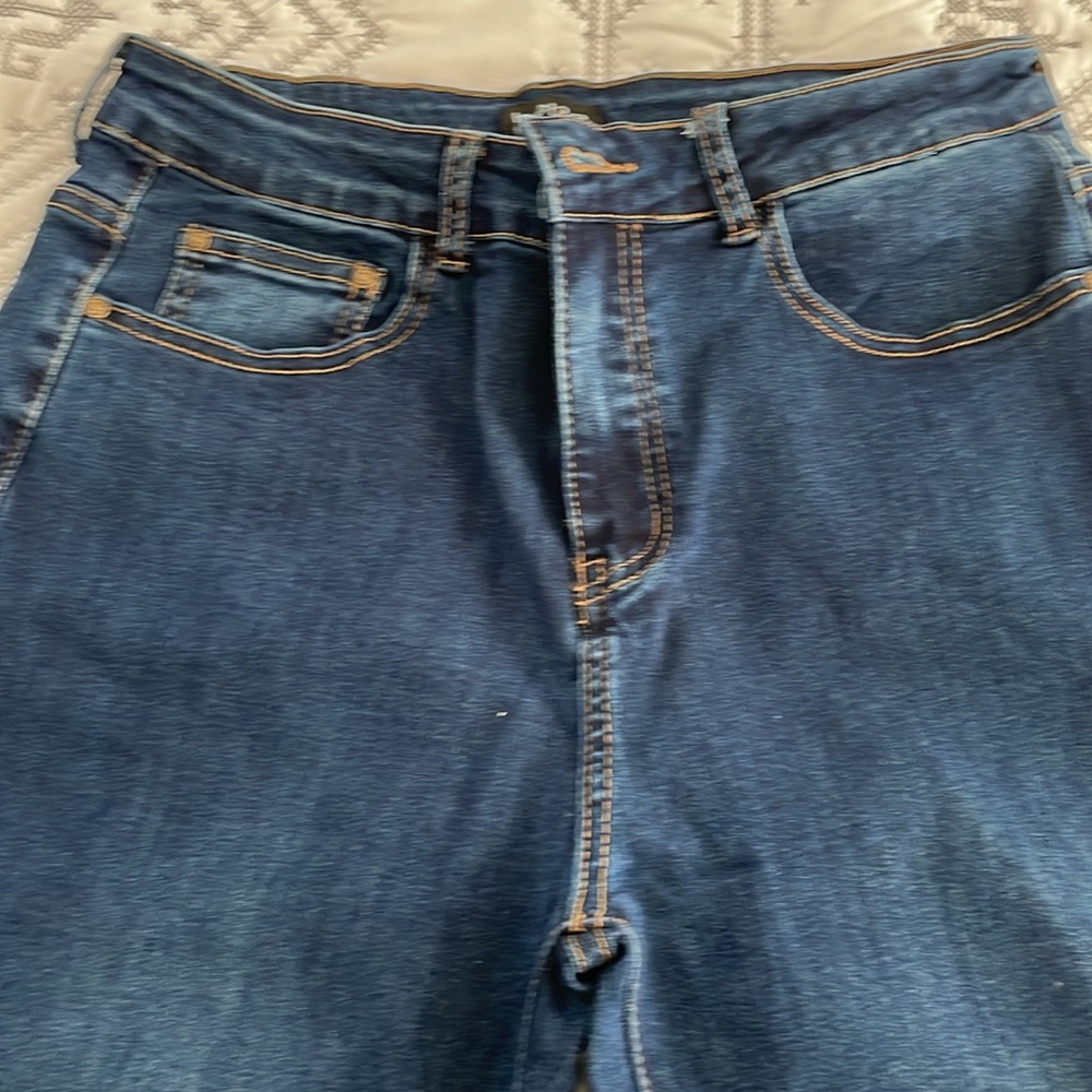 Woman’s Bebe jeans - Picture 5 of 6